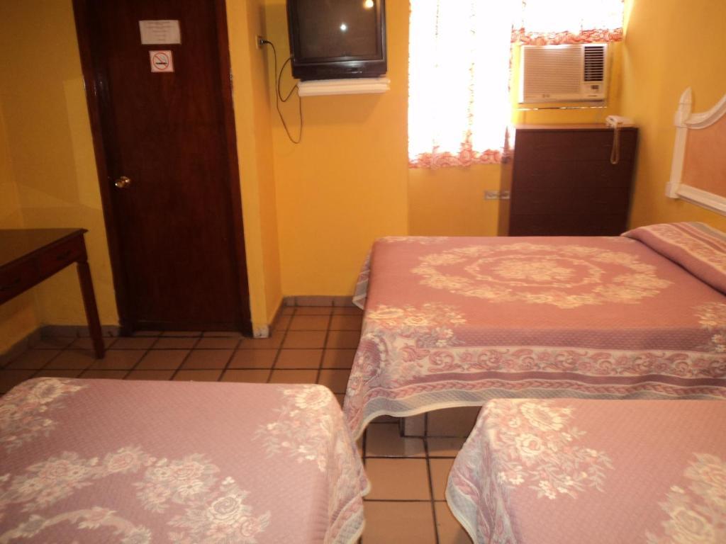 Hotel Del Valle Los Mochis Buitenkant foto